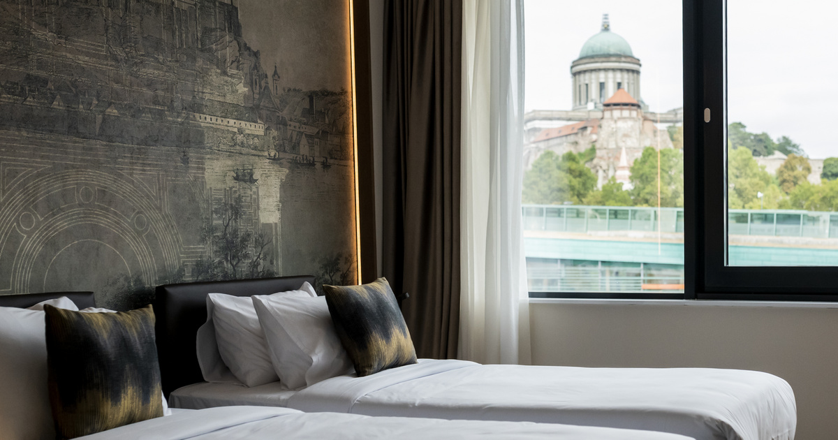 grand hotel esztergom