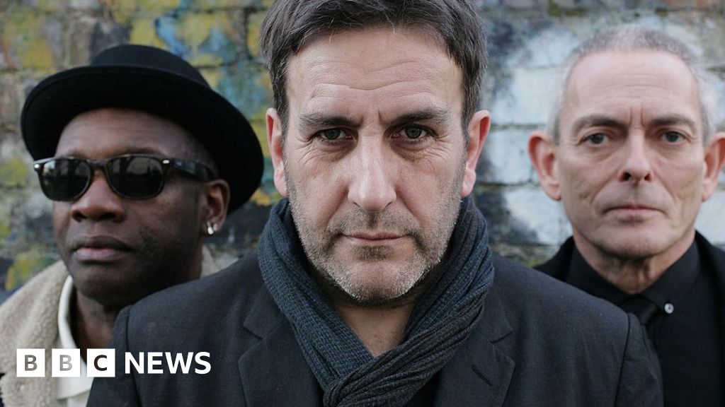 terry hall (singer)