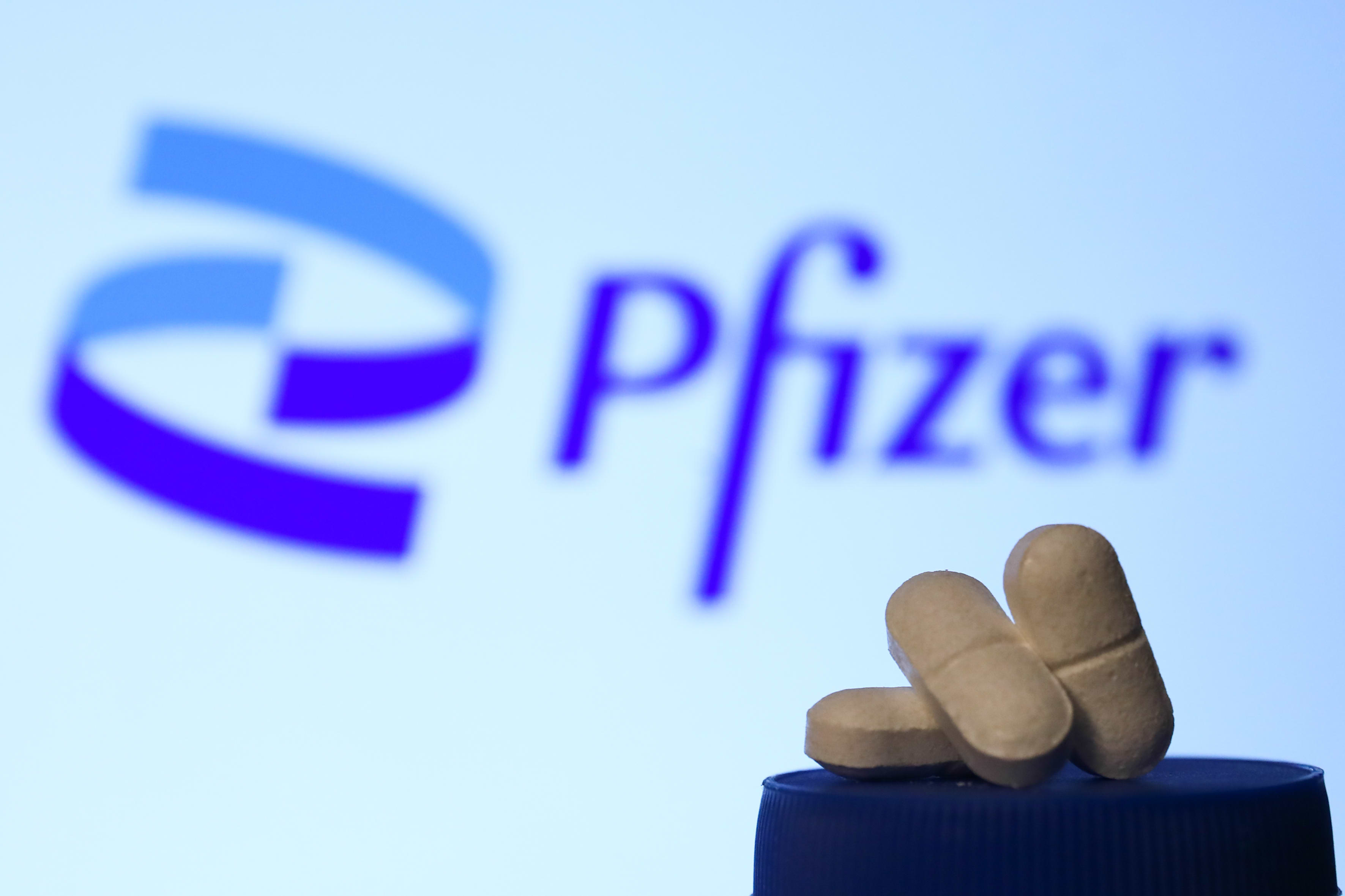 pfizer share price