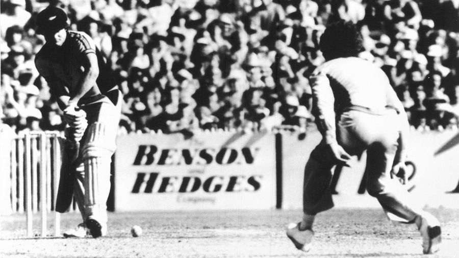 underarm bowling incident of 1981