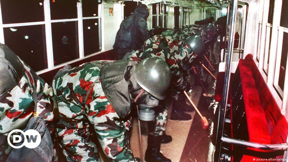 sarin gas attack on the tokyo subway