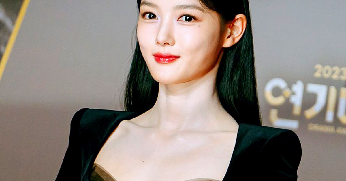 south korean actress song yoo jung