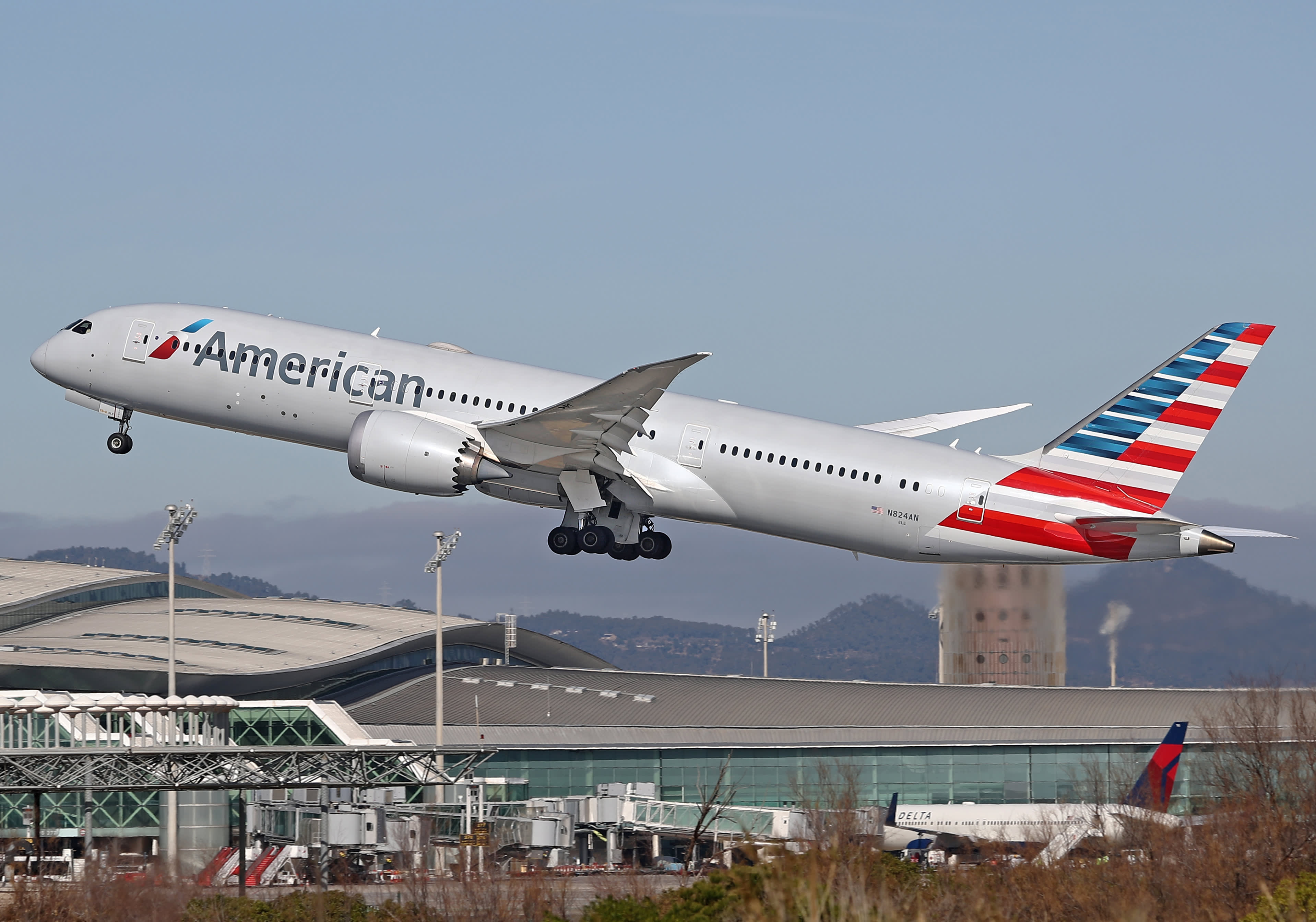 american airlines stock