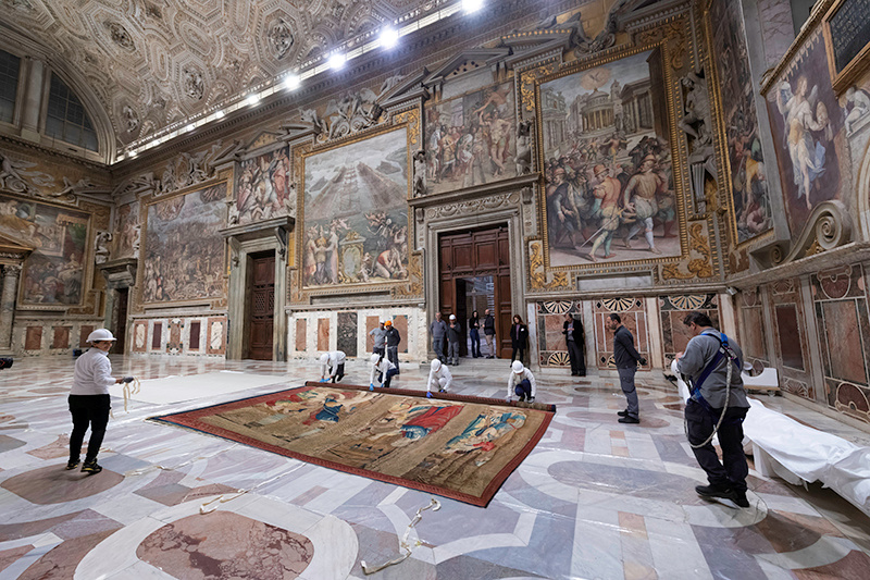 restoration of the sistine chapel frescoes