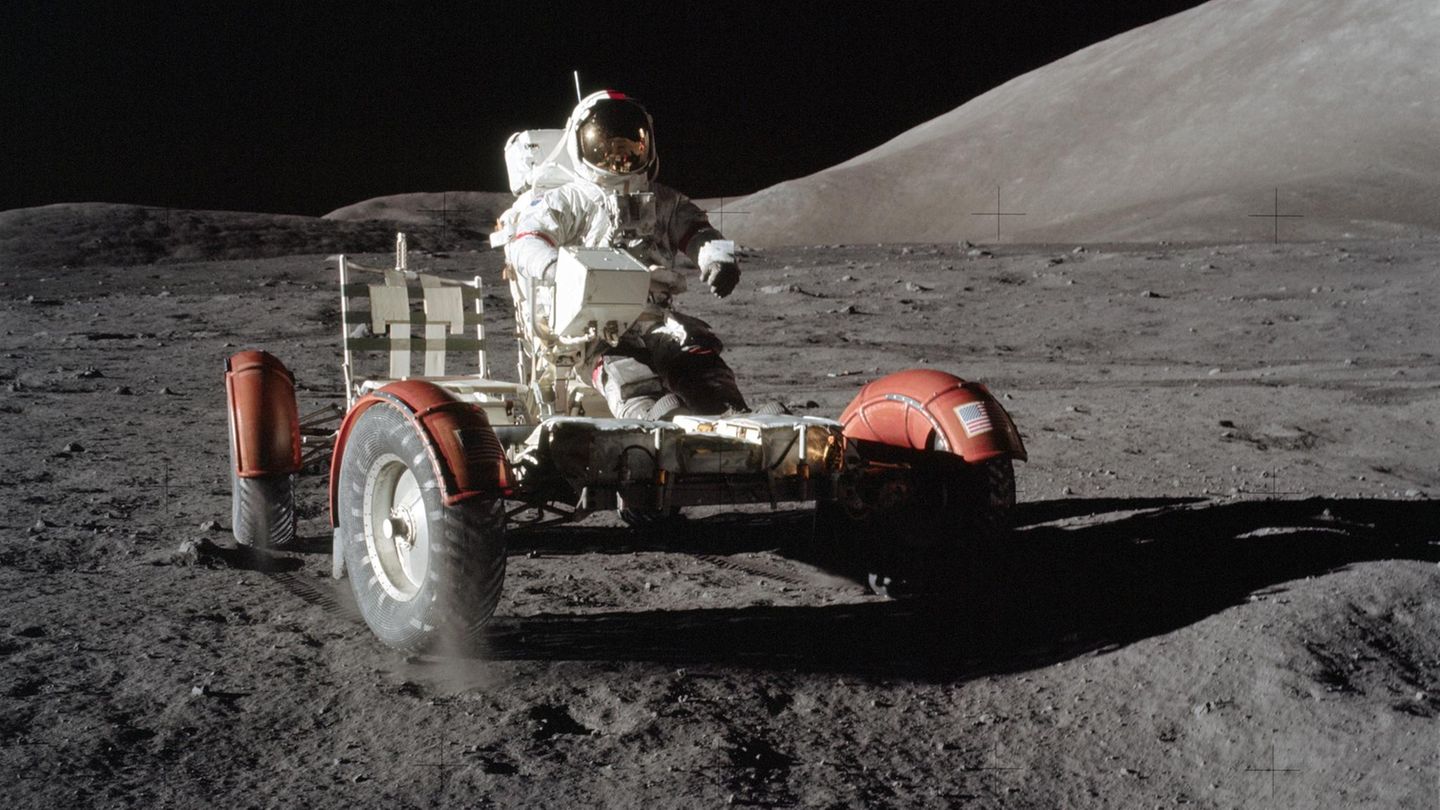lunar roving vehicle