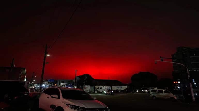 blood red sky in china