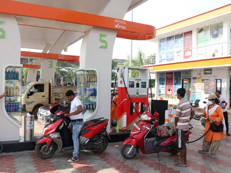 today petrol price in punjab