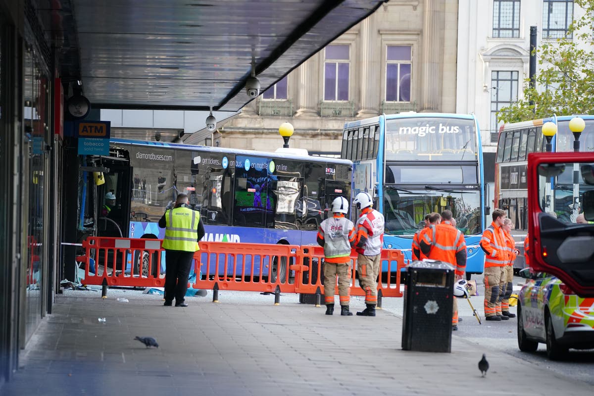 bus crash manchester
