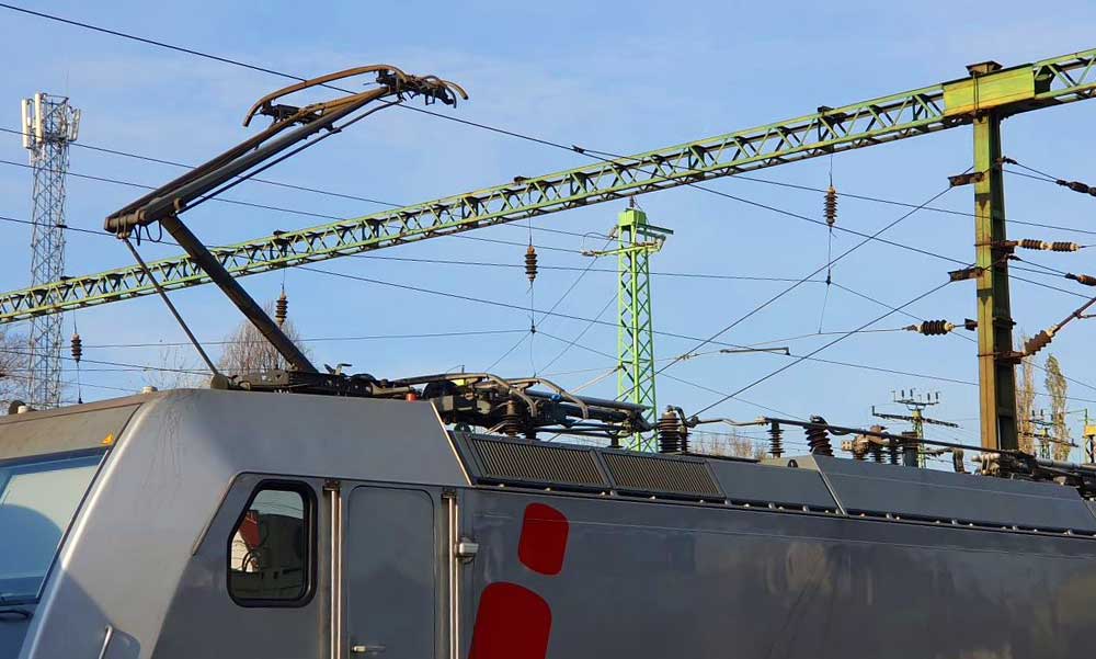 budapest–újszász–szolnok vasútvonal