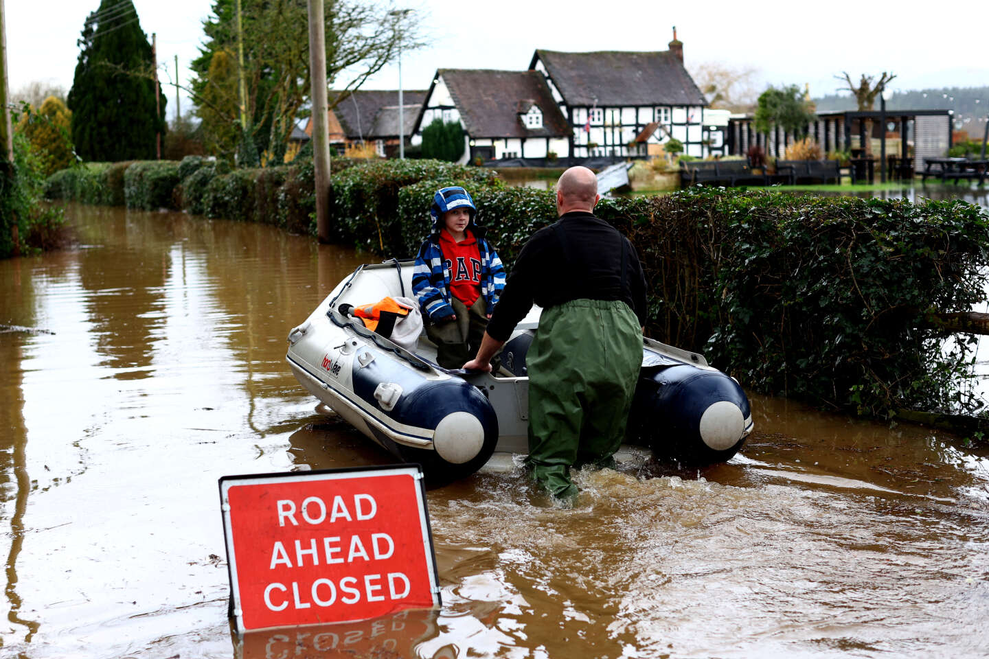 flood warnings uk