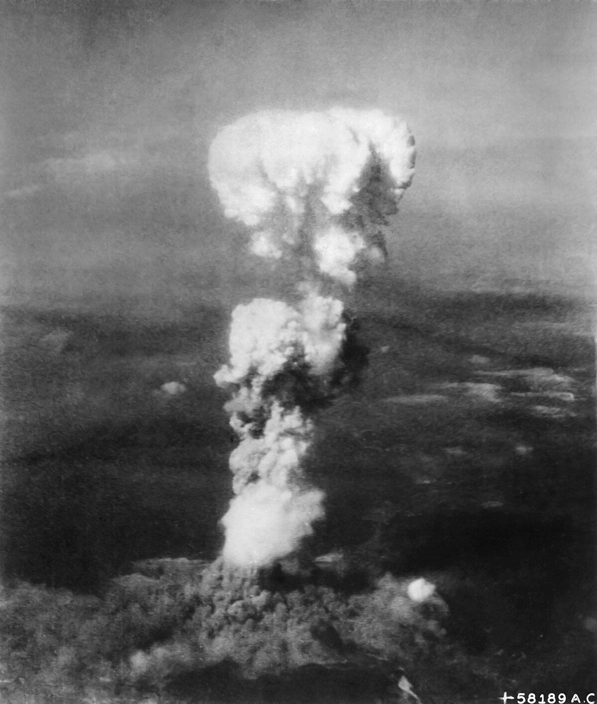 广岛市原子弹爆炸
